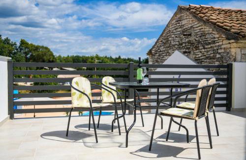 House Angela with private pool, private parking, wi-fi and fully fenced garden - WiiBuk - Foto 34