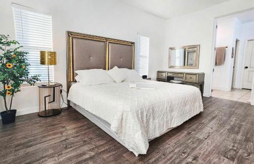 Luxe Desert Oasis, Pool, Hidden Speakeasy Room! - Foto 15