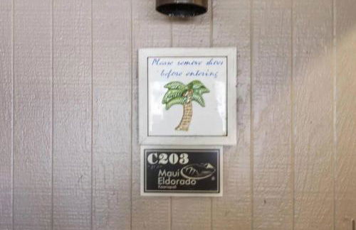 Maui Bliss: 1BR Corner Haven, Ocean & Golf Views - Photo 4