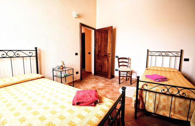 Lovely Farmhouse in Asciano With Swimming Pool - Foto 15