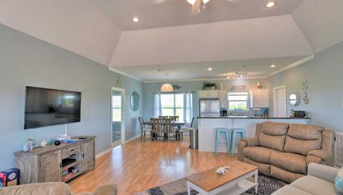 Deck and Grill Walkable Crystal Beach House! - Foto 2