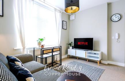 Designer apartments for City Breaks in Chester - Photo 68