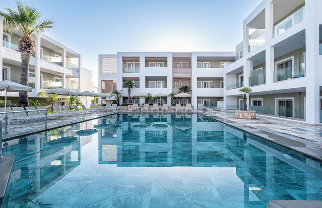 Mythos Suites Hotel - Photo 23