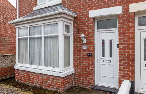 Comfortable 3-Bedroom Home in Seaham, 7 Persons - Photo 30