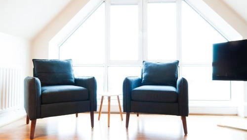 Caribou Suite-Bright & Spacious 2-Bed, Gated Parking, Close to City & Hospital - Foto 3