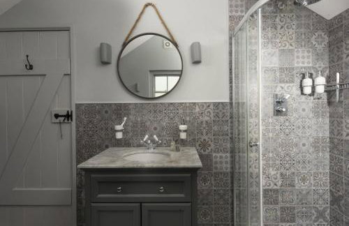 Piskey Cottage, Mousehole - Close to Harbourside - Free WiFi - Free Parking - Photo 26