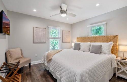 Walk to the stadium, downtown, West St - close to everything - Foto 14