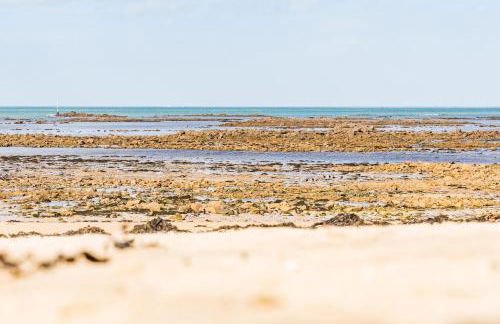 La Maison Bleue - 300m de la mer - Foto 6