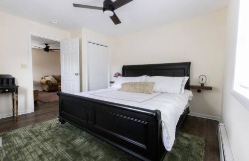 Private Classy 2nd Flr 3 Bed Apt Near Downtown - Foto 31