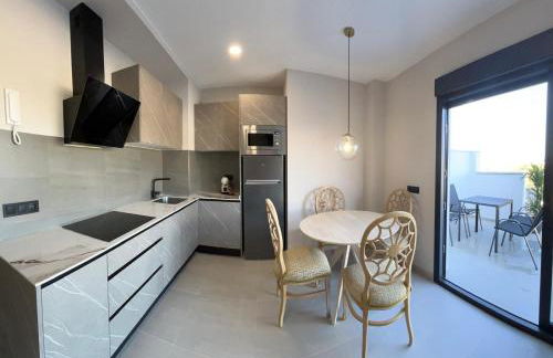 La LIPA SUITES con piscina privada - Foto 8