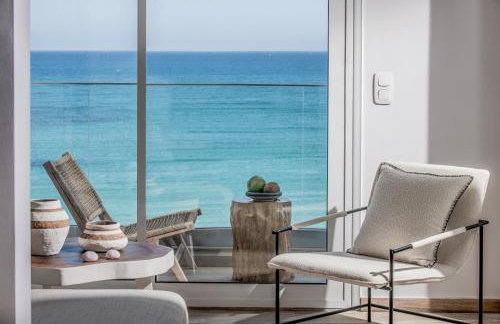 Khroma Luxury Suite 1 Beach front apartment - Photo 8