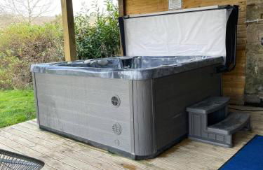 country retreat, long term stays hot tub - Photo 25