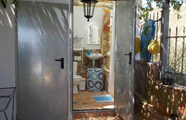 Beachside Mobile Home with Private Yard - Foto 18