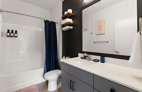 Modern 2BR 2 Bath and Gym near Downtown, Loring Park - Foto 19