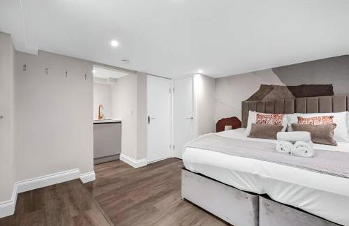 Cozy Studio Perfect Blend of Style & Convenience - Foto 14