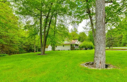 Serene Home with On-Site Brook in Callicoon Center - Foto 30