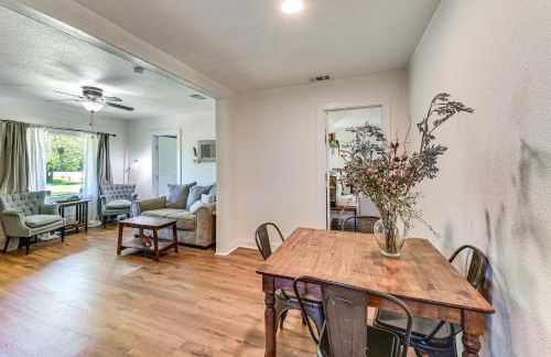 Pet-Friendly Home with 1-Acre Yard in Aubrey - Foto 7