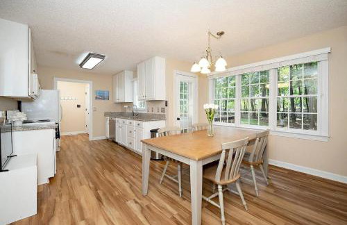 Majestic Home in Summer Oaks - Foto 19