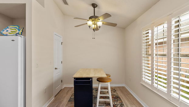 Here Comes Sunshine by Southern Vacation Rentals - Photo 4, Room