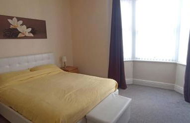 Home from Home near LFC & train station - Foto 15