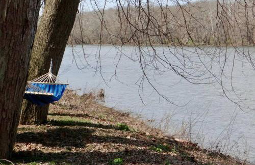 "Lovely Tiny House Rental for a Romantic Getaway in Shepherdstown, West Virginia - Foto 19