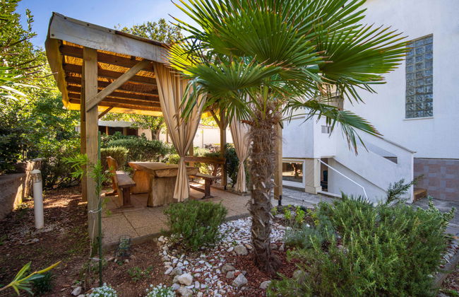 5 bedroom Apartment in Punat with terrace - Foto 1