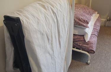 Comfy home for 4-5 people with garden near uni & QMC 2 nights minimum - Foto 22