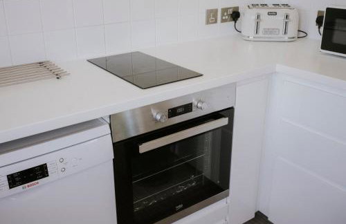 Coach House - Photo 19