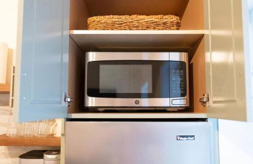 AmishGuestCottage~cozystudio~hottub~patio - Foto 2