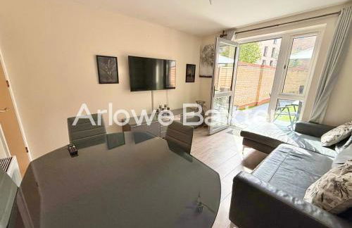 Modern 4BR Home in Grays - Foto 9