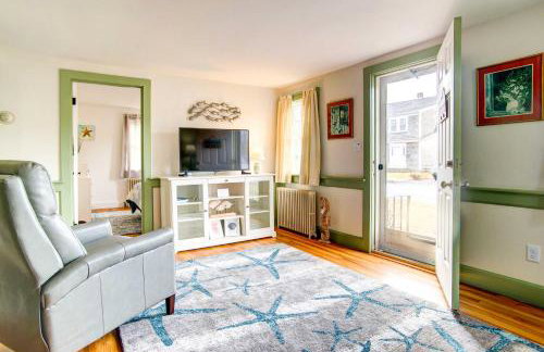 2 Mi to Beach Walkable Coastal Gem in Hyannis! - Photo 15