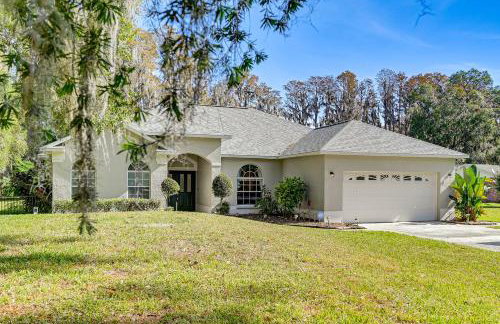 Dock, Lanai and Pool! Modern Red Bug Lake Retreat - Foto 34