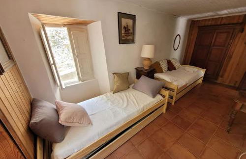 Waterfront Authentic Corsican house - Foto 12