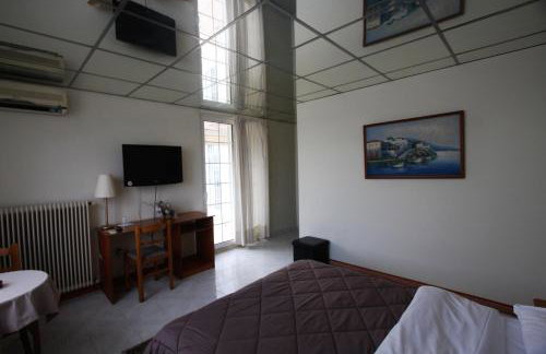 Miloi Rooms and Apartments - Photo 58