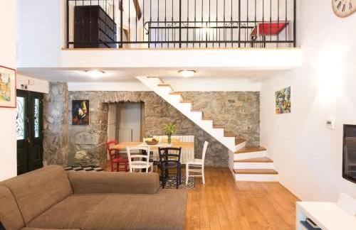 Holiday Home Haus mit modernem Interieur und einer alten Taverne by Interhome - Foto 1