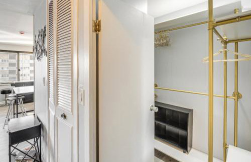 6 Mi to Downtown Cleveland Lakeview Condo! - Foto 15