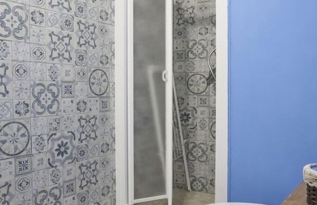 Donna Mariella - Photo 17