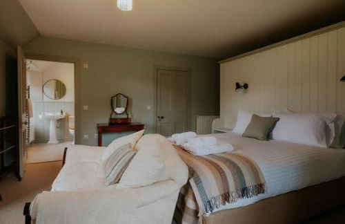 Traditional Highland lodge restored in the spirit of rural living, set in a wild landscape - NATURE ADVENTURE NURTURE - Foto 20