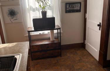 Tree House 6 bedrooms, 2 blocks from everything - Foto 53