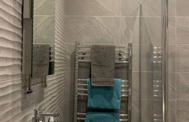 Cotswold Chapel, sleeps up to 5 in kingsize beds - Foto 13