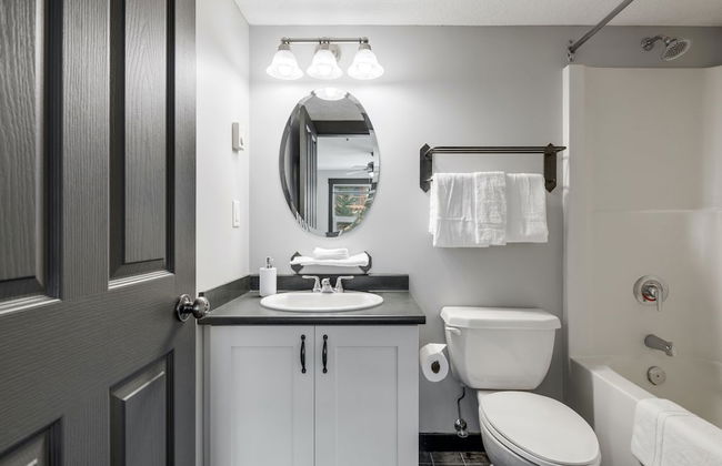 LARGE 3-Br 3-Ba | Ski In/Out | Pool & Hot Tubs | Central Upper Village Location - Foto 22