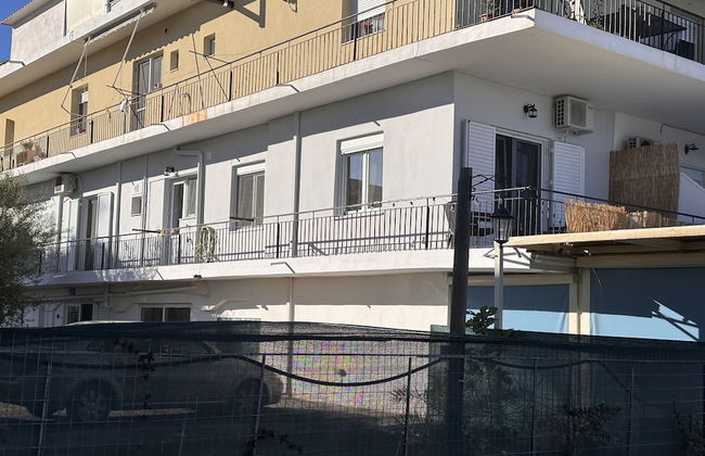 Agioi Theodoroi Beach view Modern Apt - Foto 22