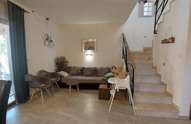 Nice holiday houses with Mediterranean garden - Foto 14