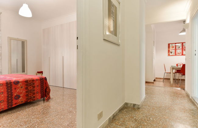 Red & White Vatican Apartment - Foto 9