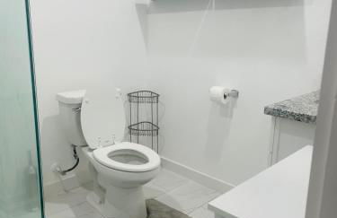 3BR Townhome 15mins from Downtown Sleeps 6 - Foto 46