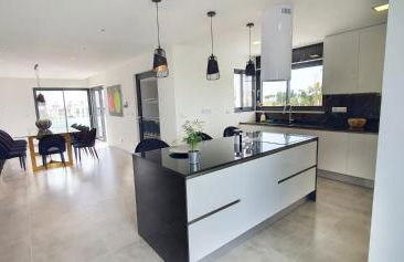 Sky Villa by Laranjal Rentals - Foto 17