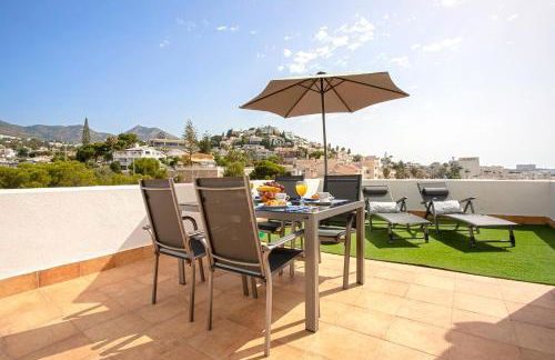 Ático frente al mar - Vistas, piscina, terrazas, parking! - Foto 15