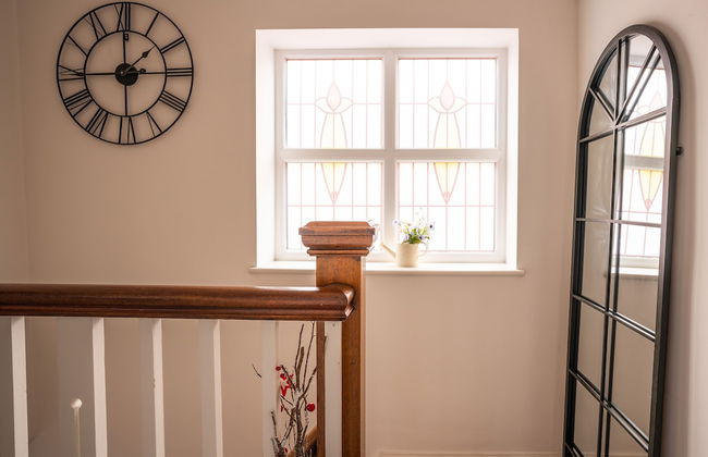 Contemporary Bright House 20 Min To Manc - Photo 44