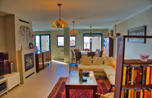 Lujo y vistas panorámicas en primera línea de mar - Foto 11