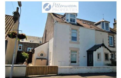 Crows Neuk- fabulous coastal family home - Foto 1